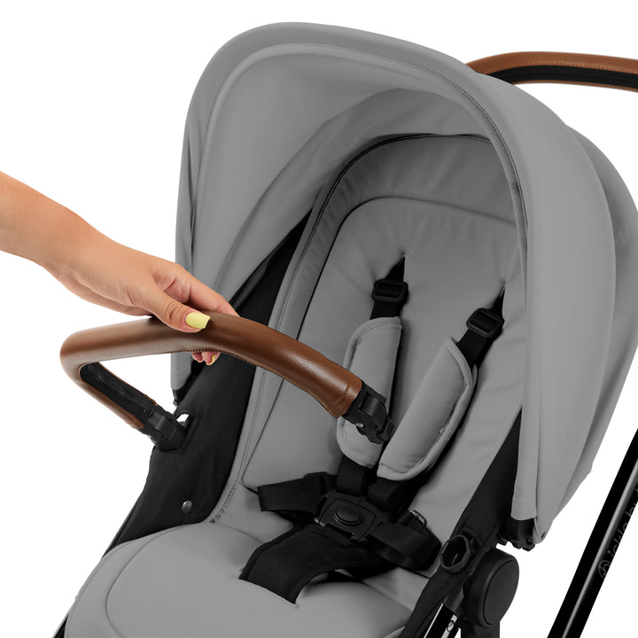 Ickle Bubba Stomp Luxe All in One Cirrus i-Size Travel System Bundle, Pearl Grey / Black - image 17