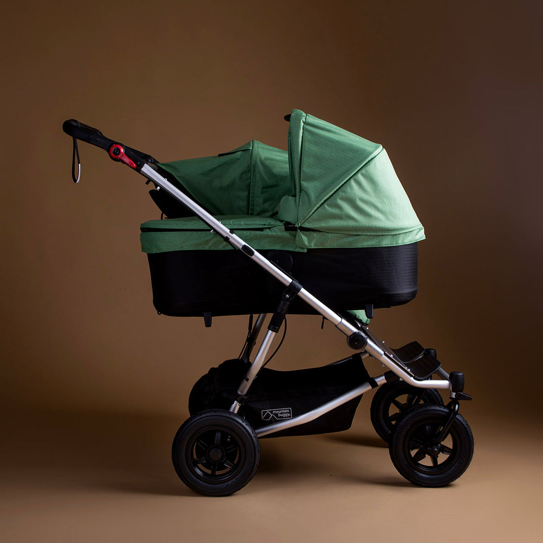 Mountain Buggy Carrycot Plus Duet Matcha 2