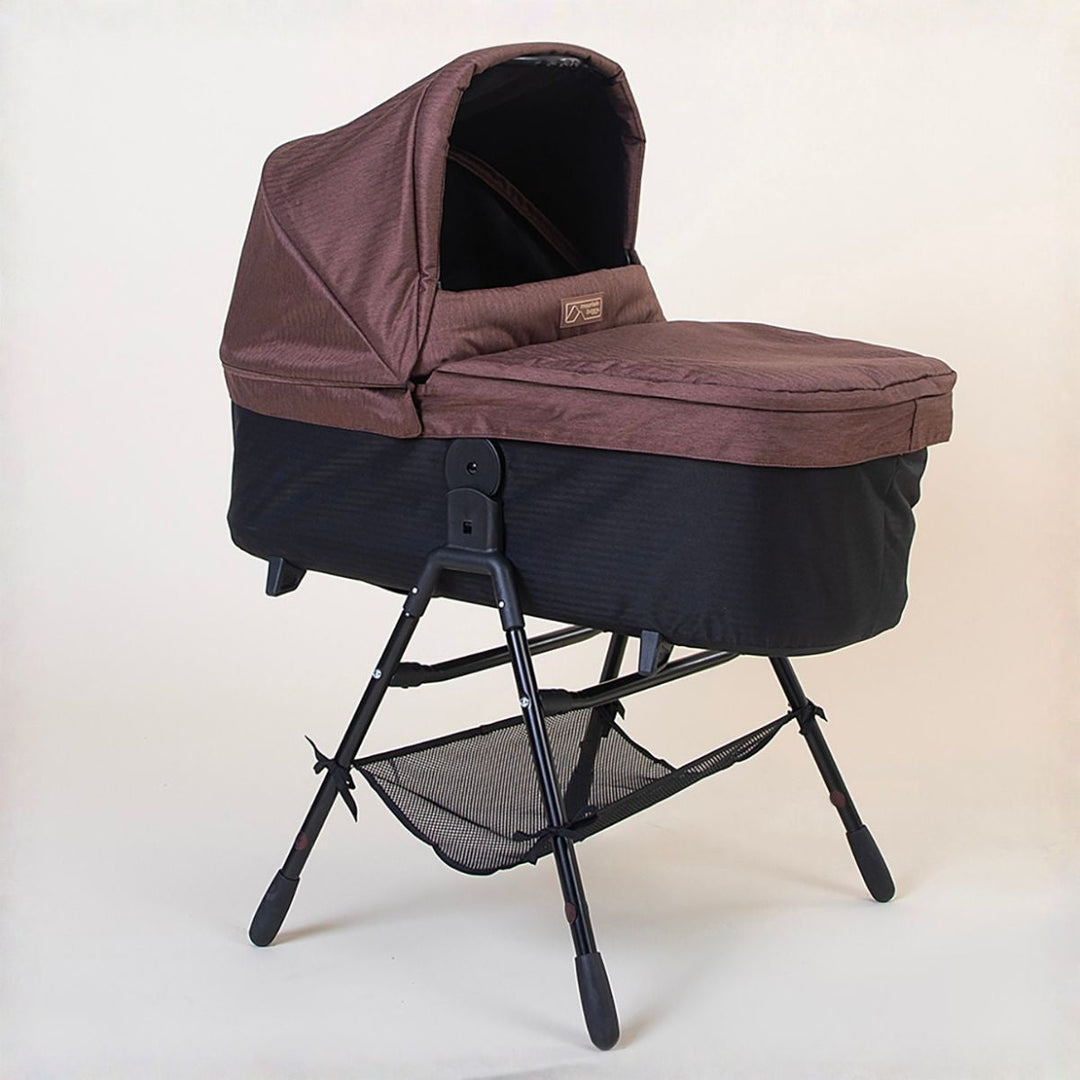 Mountain Buggy Carrycot Plus Urban Jungle Mustang 1