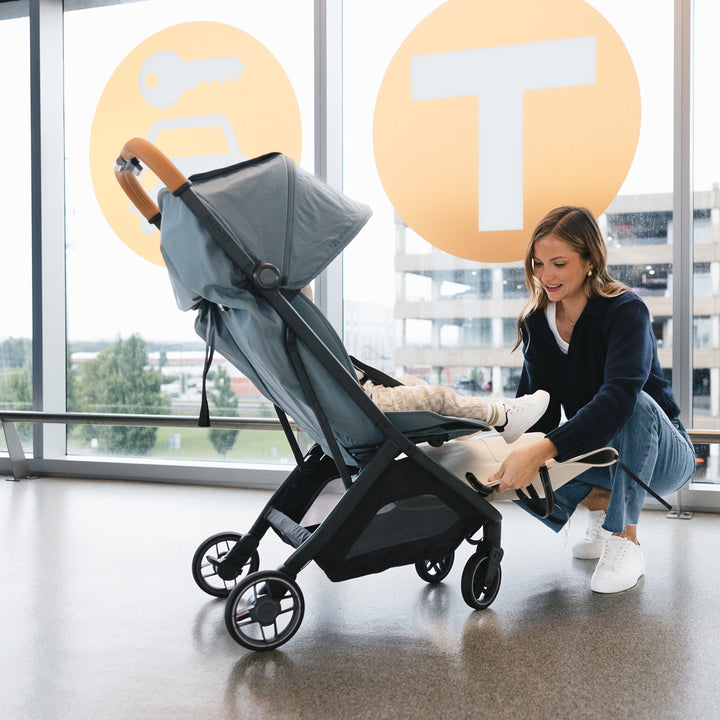 Uppababy Minu V3 Compact Stroller, Dillan