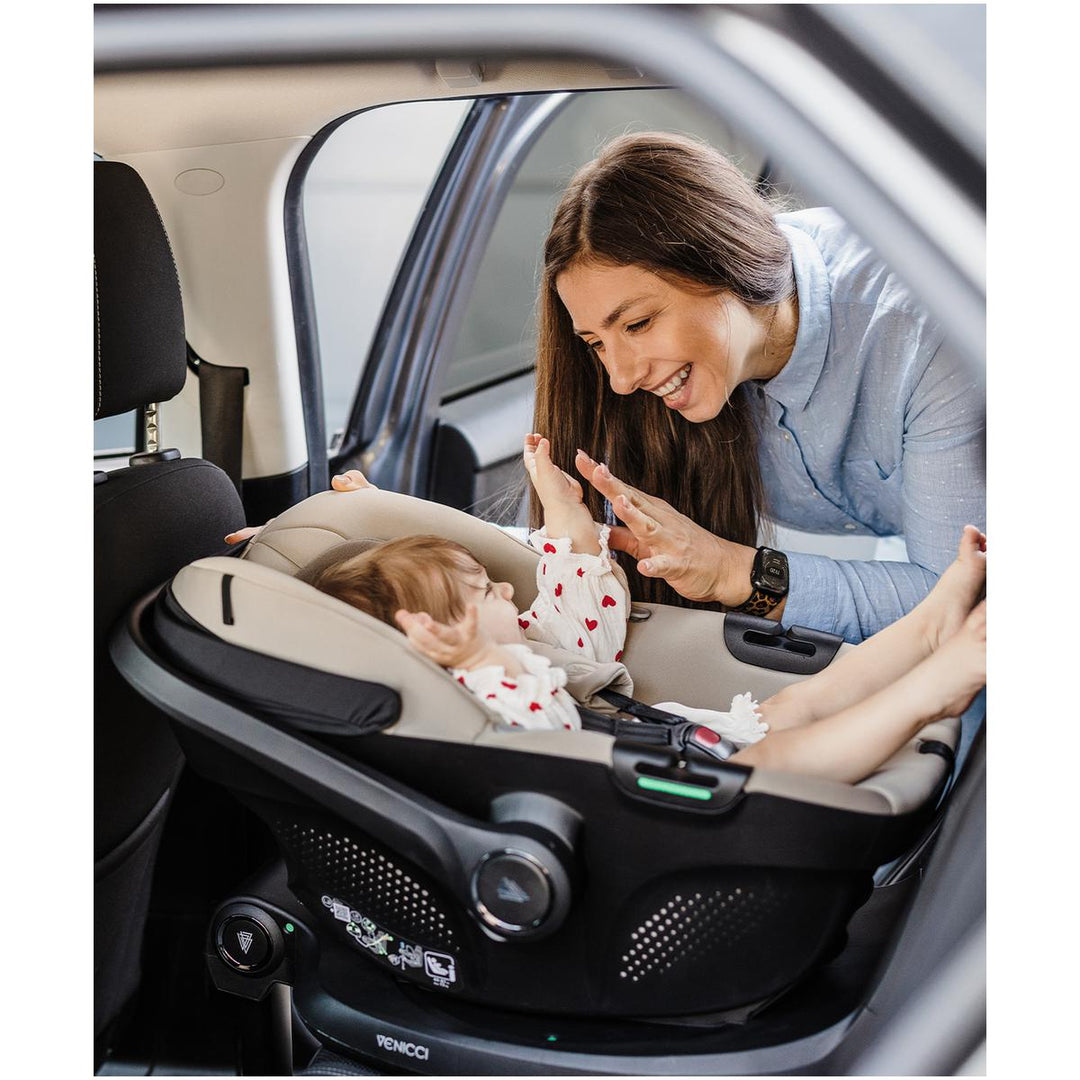 Venicci Tiago i-Size Car Seat & 360 Isofix Base, Beige