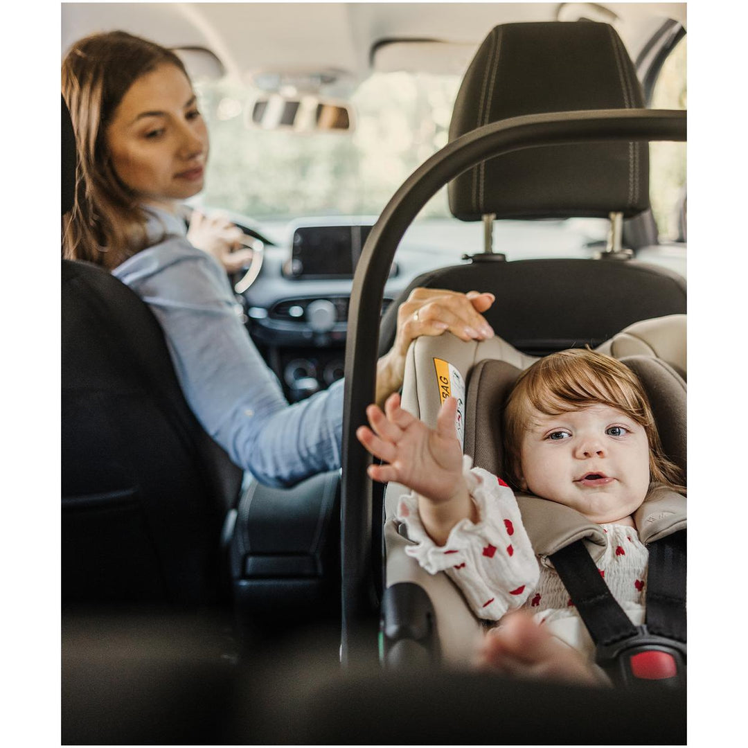Venicci Tiago i-Size Car Seat & 360 Isofix Base, Beige