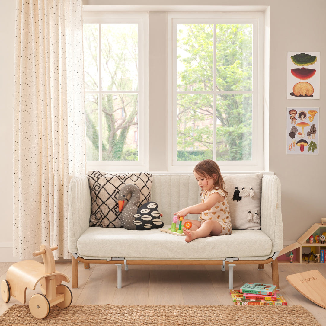 Tutti Bambini CoZee XL Scandinavian Walnut/Ecru Sofa Bed