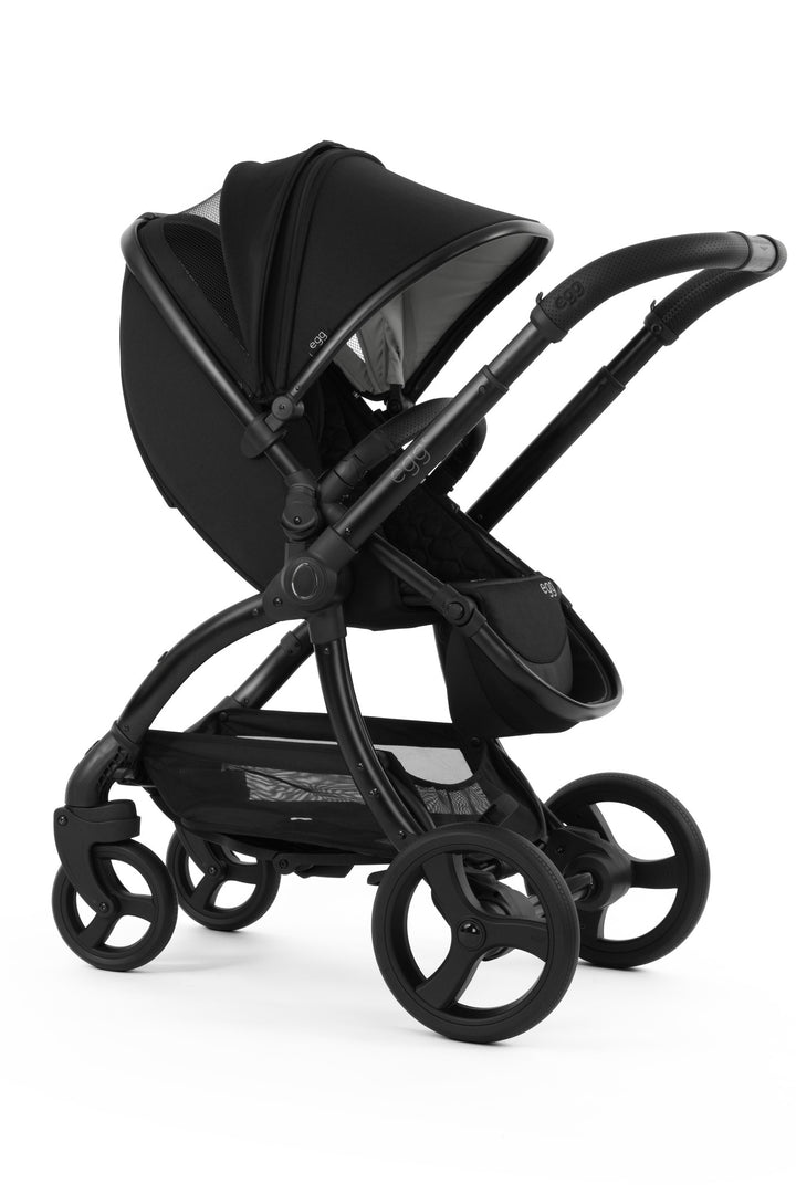 egg 3 Panther stroller