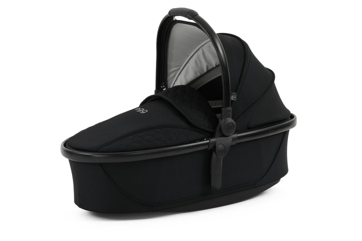 egg 3 Panther carrycot