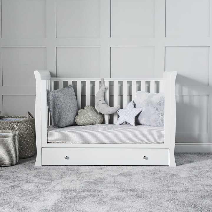 Ickle Bubba Snowdon 4 in 1 Mini Cot Bed, White