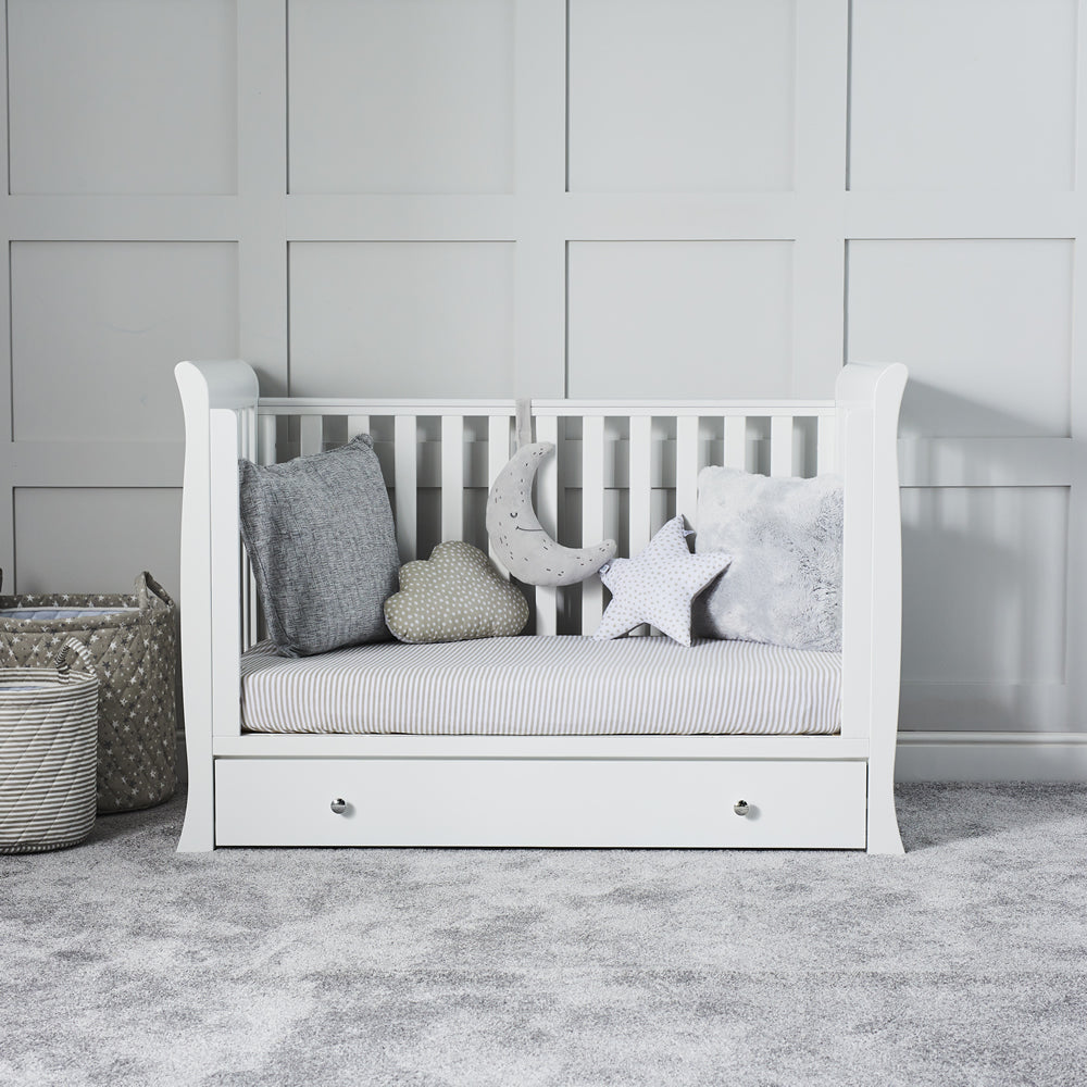 Ickle Bubba Snowdon 4 in 1 Mini 2 Piece Room Set with Mattress, White