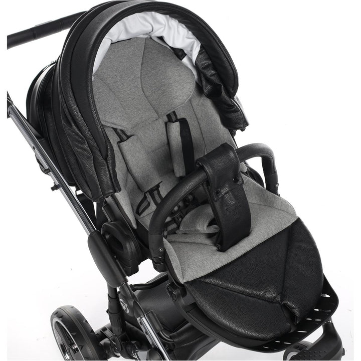 Junama Handcraft 4 in 1 Isofix Travel System, Black