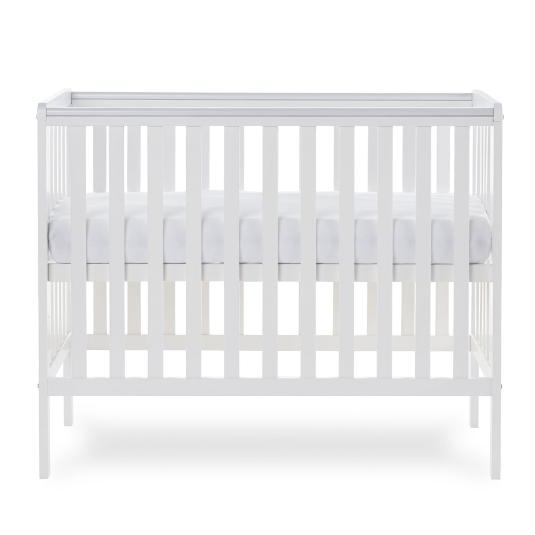 Obaby Bantam Space Saver Cot + Cot Top Changer, White