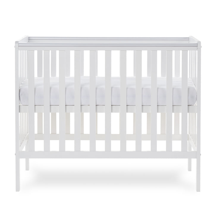 Obaby Bantam Space Saver Cot + Cot Top Changer, White