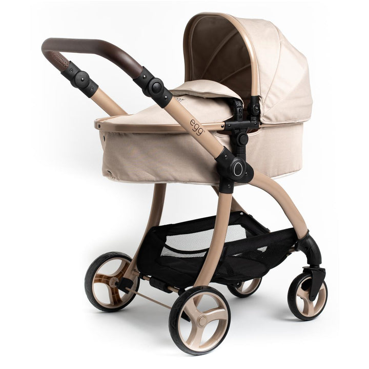 Roma Egg Dolls Pram, Feather