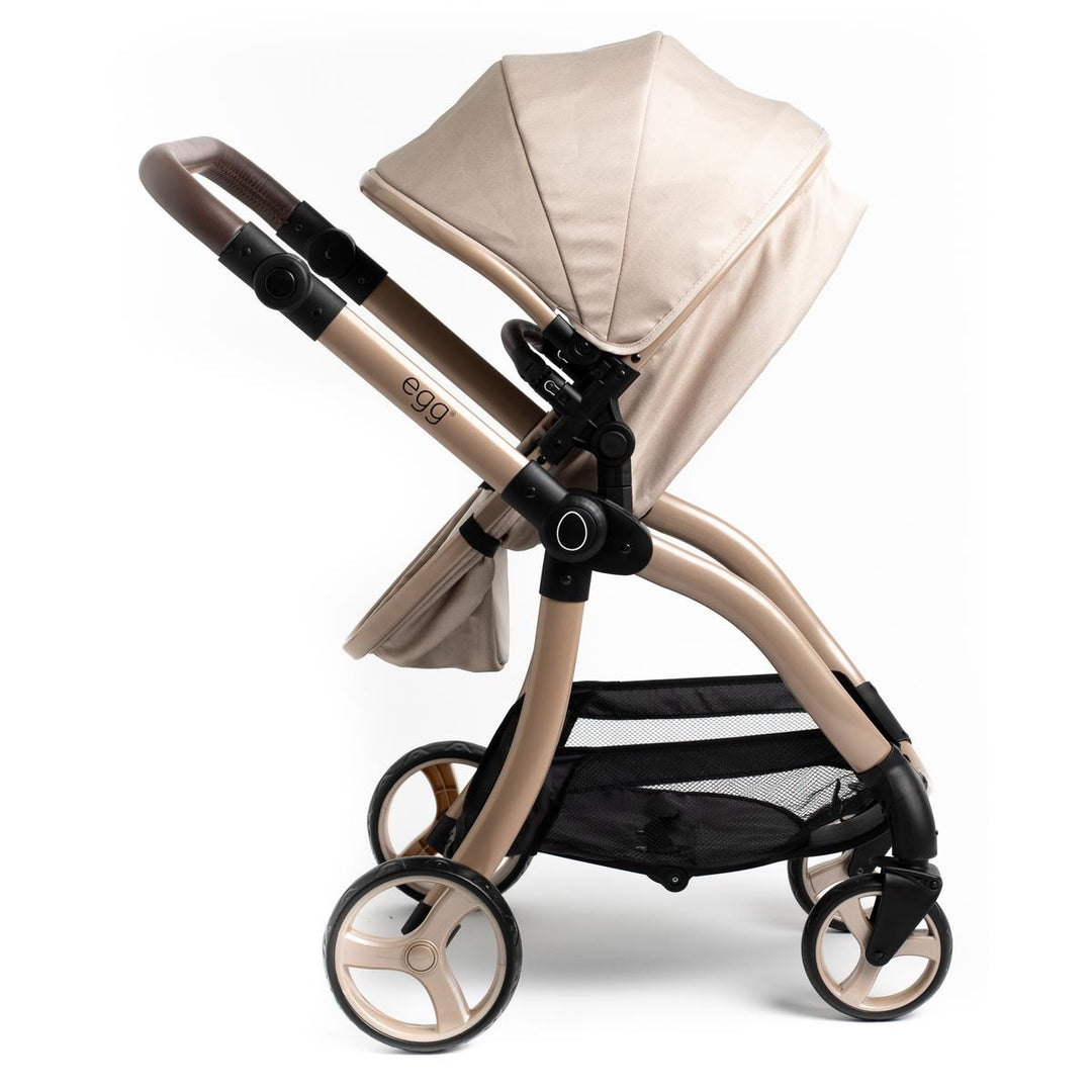 Roma Egg Dolls Pram, Feather