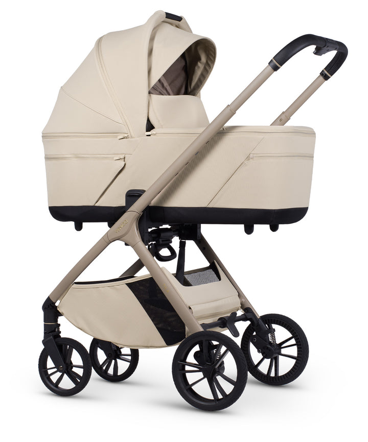 Venicci Tila Sabbia carrycot on chassis