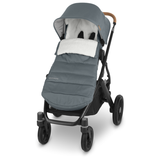 Uppababy VISTA V3 + Mesa + Base Travel System Bundle, Dillan